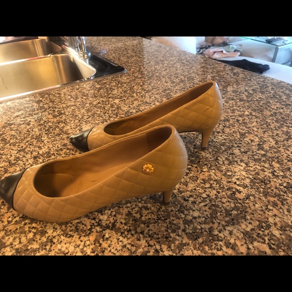Classic CHANEL authentic quilted kitten heel - Picture 4 of 8